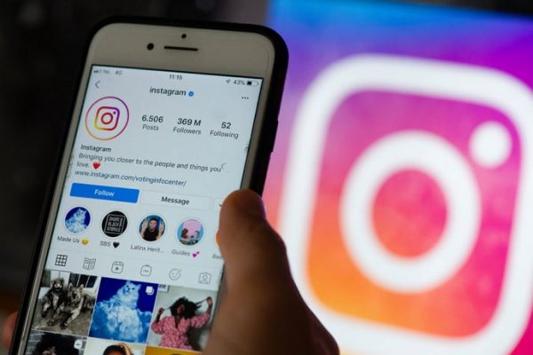 How To Track and View Someone’s Activity on Instagram in 2022?